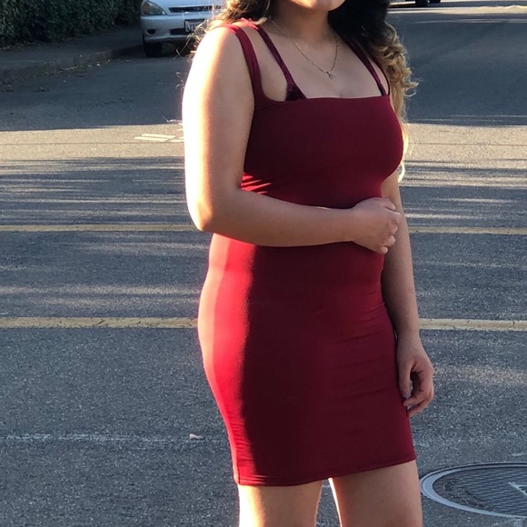 Dress - Picture 4 of 4